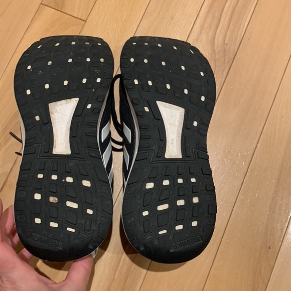 Adidas Cloud Foam athletic shoes- size 6 - Picture 7 of 16